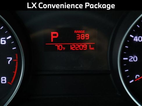 Used 2015 Kia Sedona LX w/ LX Convenience Package FWD image 3