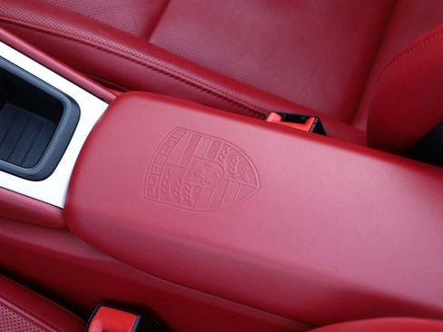 Used 2013 Porsche 911 Carrera S image 40