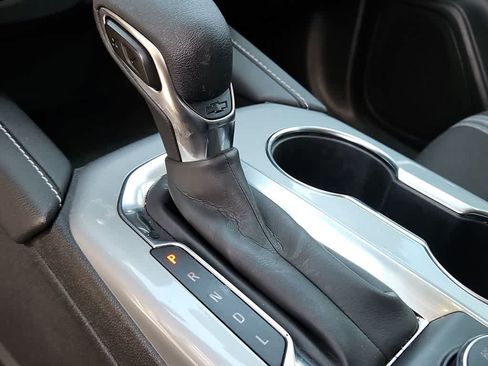 Used 2024 Chevrolet Blazer LT FWD image 21