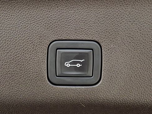 Used 2023 Chevrolet Tahoe LT AWD/4WD image 28