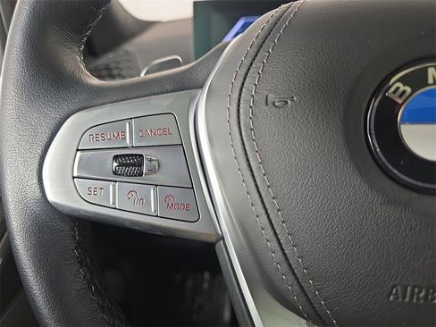 Certified 2024 BMW X7 xDrive40i w/ Premium Package image 18