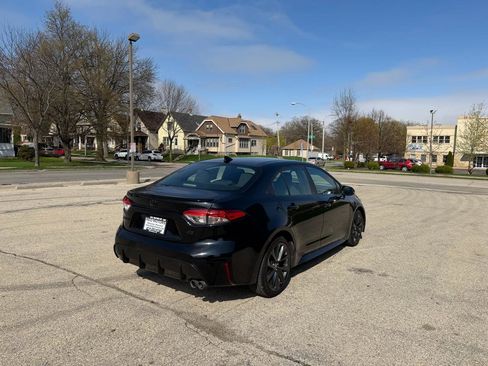 Used 2023 Toyota Corolla SE image 7