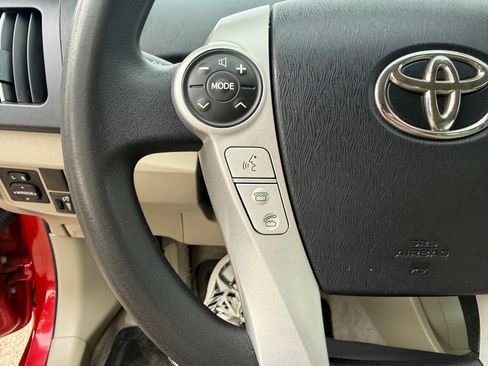 Used 2011 Toyota Prius Three w/ Navigation Pkg FWD image 29
