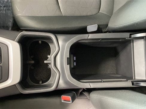 Used 2024 Toyota RAV4 XLE image 18