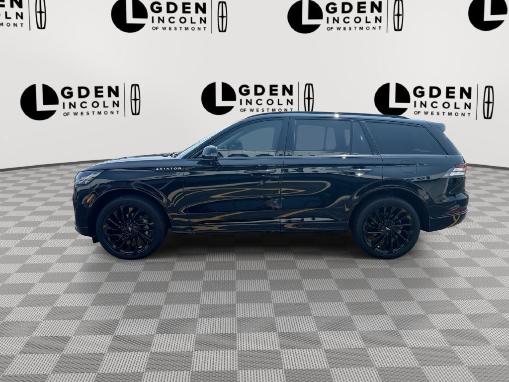 Used 2026 Lincoln Aviator Reserve w/ Jet Appearance Package AWD/4WD image 5