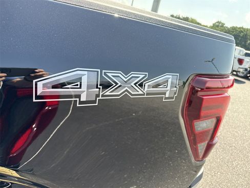 New 2025 Ford F150 Lariat w/ Equipment Group 502A High image 21