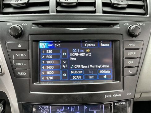 Used 2014 Toyota Prius V Three image 16