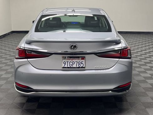 Certified 2025 Lexus ES 300h w/ Premium Package FWD image 6