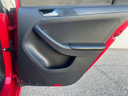 Used 2014 Volkswagen Jetta TDI Value Edition image 15