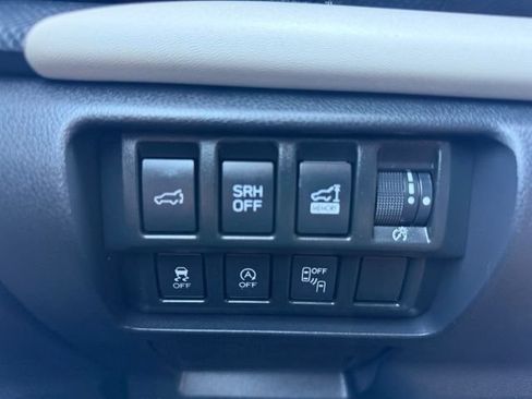 Used 2023 Subaru Forester Limited AWD/4WD image 21