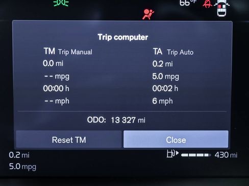 Certified 2025 Volvo V60 B5 Cross Country Plus image 13