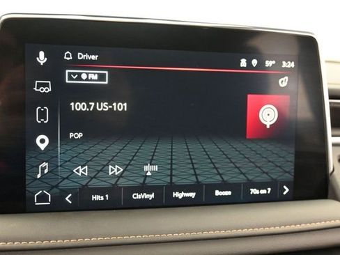 Used 2023 GMC Yukon AT4 w/ Technology Package AWD/4WD image 19