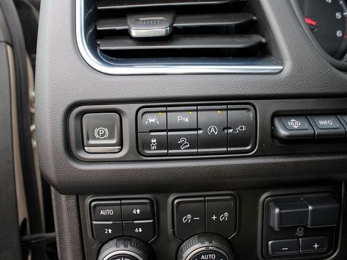 Used 2021 Chevrolet Suburban High Country w/ Max Trailering Package image 28