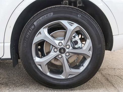 Used 2024 Ford Escape ST-Line w/ Tech Pack #1 image 10