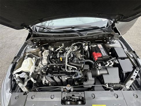 Used 2024 Nissan Altima 2.5 SR w/ SR Premium Package image 30