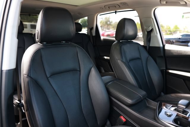 Used 2018 Audi Q7 3.0T Prestige w/ Prestige Package AWD/4WD image 19