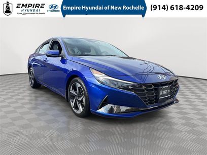 Used 2023 Hyundai Elantra Limited w/ Winter Weather Package