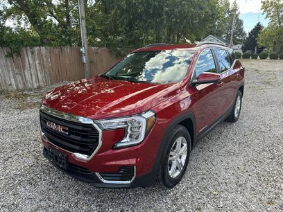 Used 2024 GMC Terrain SLE w/ Driver Convenience Package