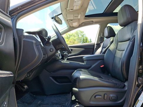 Used 2017 Nissan Murano Platinum w/ Platinum Technology Package AWD/4WD image 14