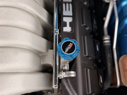 Used 2009 Dodge Challenger SRT8 w/ SRT Option Group II RWD image 59