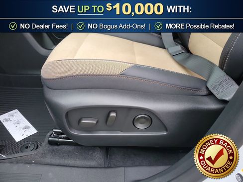 New 2026 Chevrolet Equinox ACTIV w/ LPO, Floor Liner Package AWD/4WD image 16