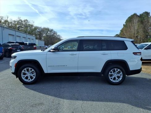 Used 2023 Jeep Grand Cherokee L Limited image 5