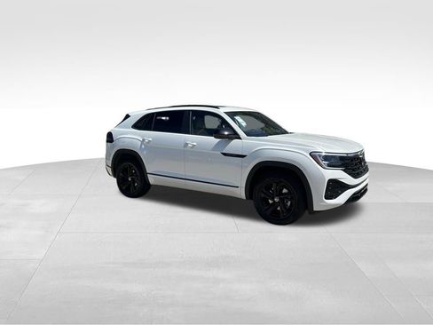 New 2026 Volkswagen Atlas Cross Sport SEL R-Line AWD/4WD image 7