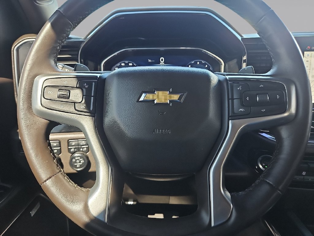 Used 2023 Chevrolet Silverado 1500 LTZ AWD/4WD image 19