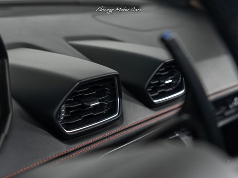 Used 2017 Lamborghini Huracan LP 580-2 RWD image 21