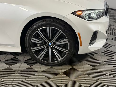 Used 2025 BMW 330i xDrive Sedan AWD/4WD image 11