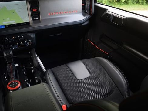 Used 2025 Ford Bronco Raptor w/ Interior Carbon Fiber Pack AWD/4WD image 14