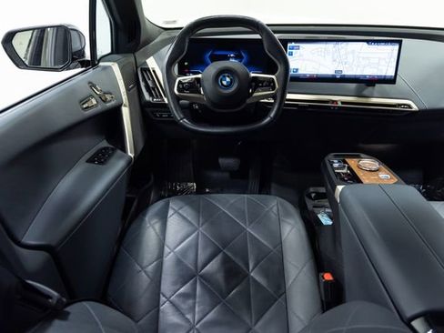 Used 2023 BMW iX xDrive50 w/ Premium Package image 3