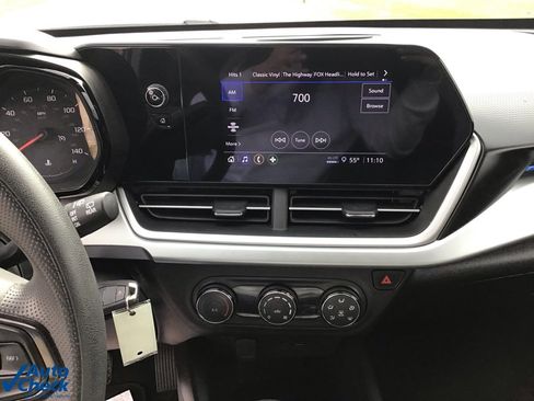 Used 2024 Chevrolet Trax LS w/ Driver Confidence Package image 35