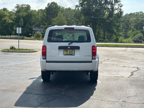 Used 2009 Dodge Nitro SE AWD/4WD image 7