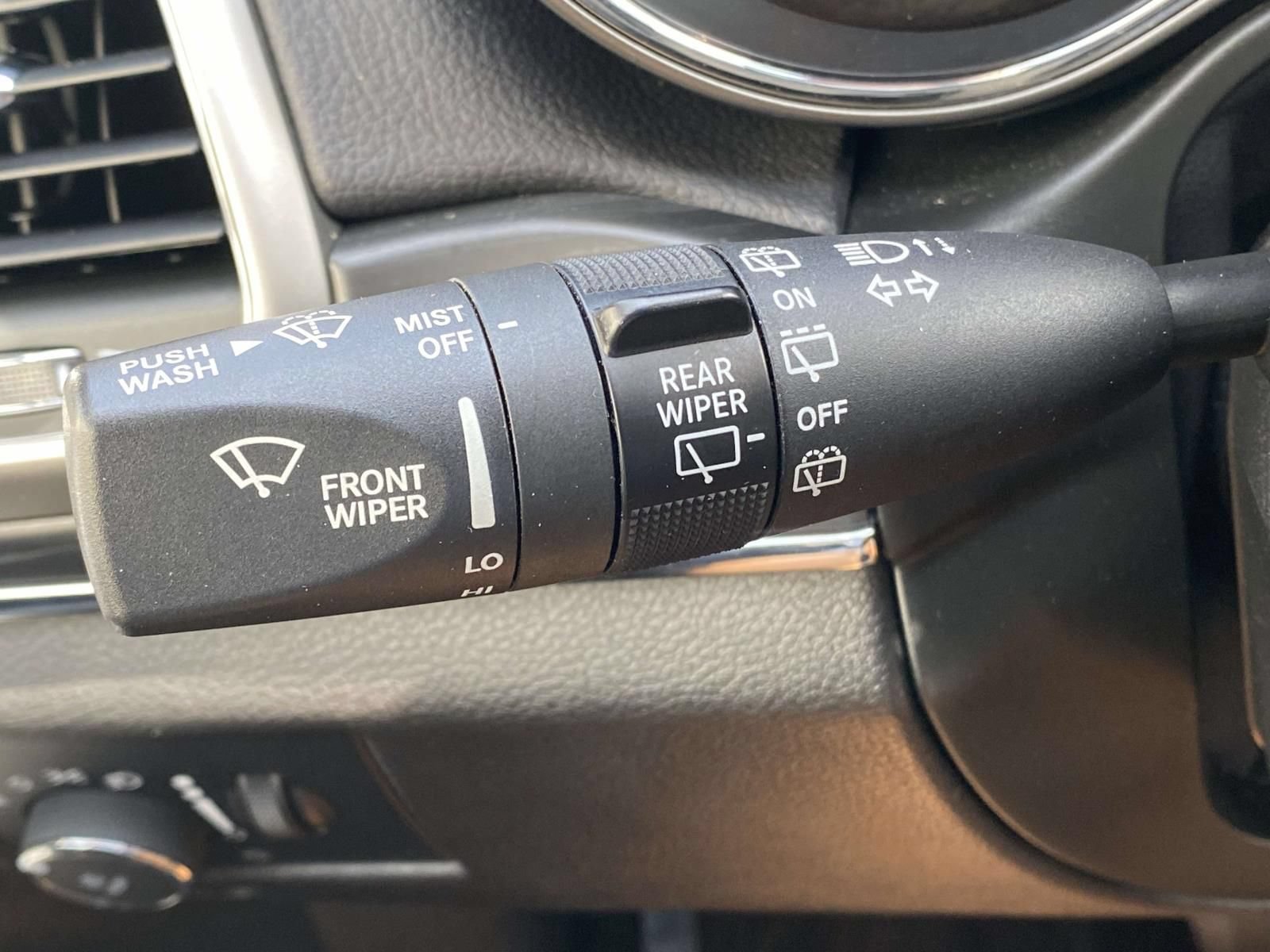 Used 2021 Jeep Grand Cherokee Limited AWD/4WD image 24
