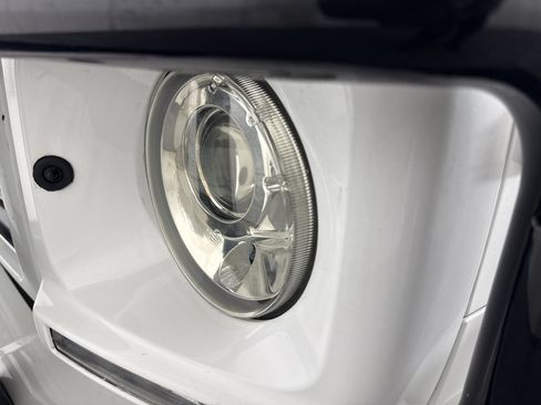 Used 2016 Mercedes-Benz G 550 image 11