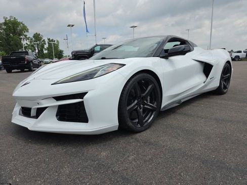 Used 2024 Chevrolet Corvette E-Ray w/ Stealth Interior Trim Package AWD/4WD image 1