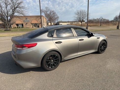 Used 2016 Kia Optima LX image 9
