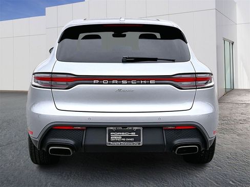 Used 2022 Porsche Macan image 6