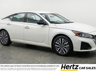 Used 2025 Nissan Altima 2.5 SV video 1