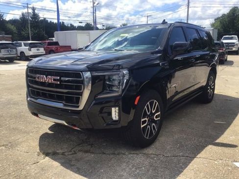 Certified 2024 GMC Yukon AT4 w/ AT4 Premium Plus Package image 4