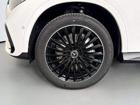 New 2026 Mercedes-Benz GLC 300 4MATIC image 32