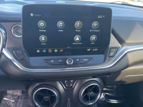 Used 2025 Chevrolet Blazer LT image 21