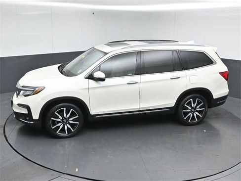 Used 2019 Honda Pilot Elite image 45