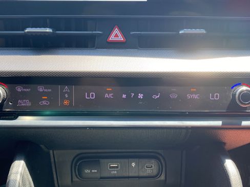 Used 2023 Kia Sportage SX AWD/4WD image 18