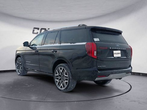 New 2026 Ford Expedition Platinum w/ Platinum Ultimate Package image 3