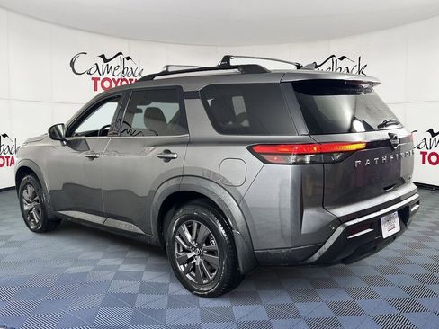 Used 2022 Nissan Pathfinder SV image 6