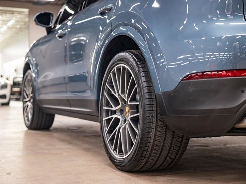 Used 2019 Porsche Cayenne AWD/4WD image 35