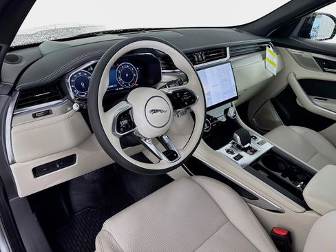 New 2026 Jaguar F-PACE R-Dynamic S AWD/4WD image 8