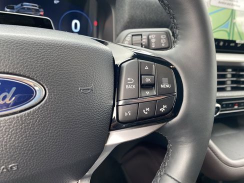 New 2026 Ford Explorer Platinum w/ LUX Leather Package AWD/4WD image 30